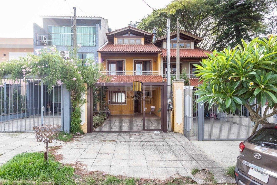 Casa para Venda - 195.96m², 3 dormitórios, sendo 1 suites, 2 vagas - Espirito Santo