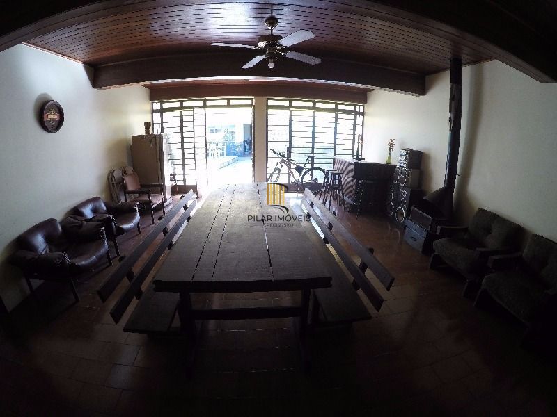 Casa para Venda - 95m², 4 dormitórios, sendo 2 suites, 4 vagas - Ipanema