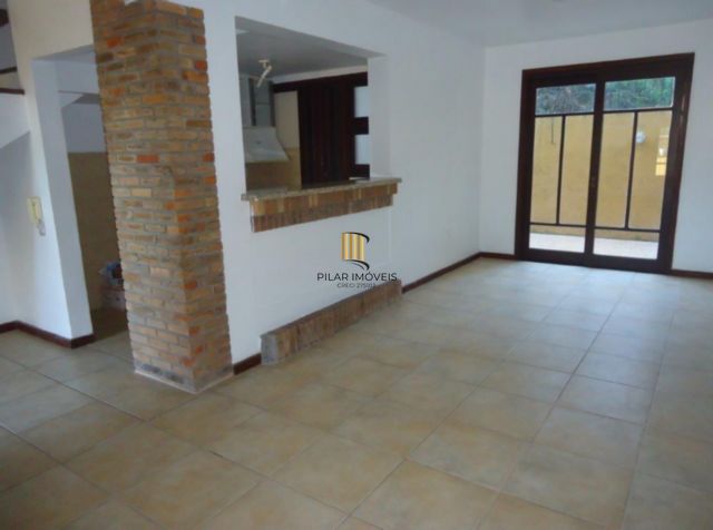 Casa condomínio, 3 dormitórios, 1 suíte, 2 vagas