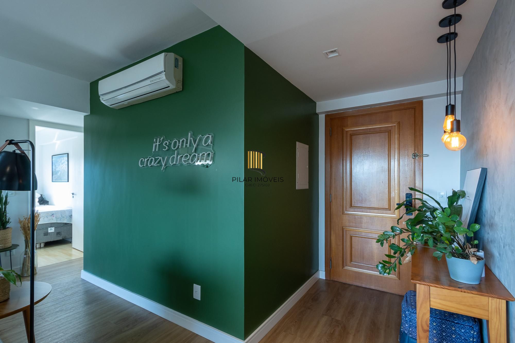 Apartamento 3 dormitórios no bairro Cristal