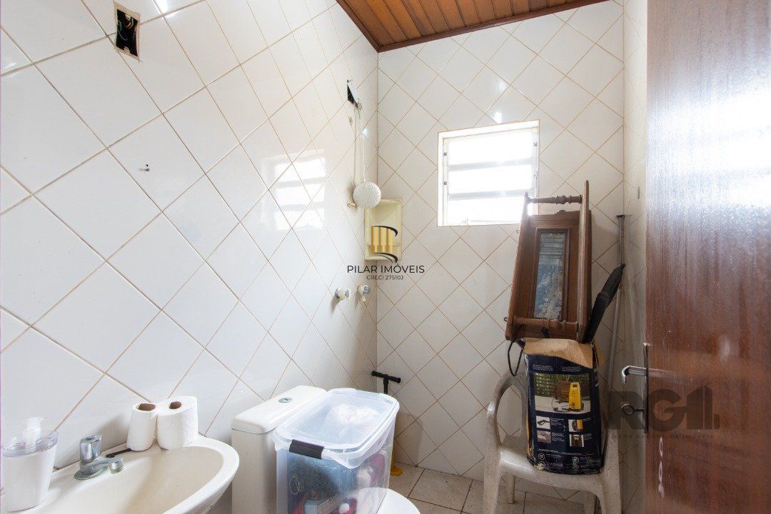 Casa 6 dormitórios no bairro Tristeza