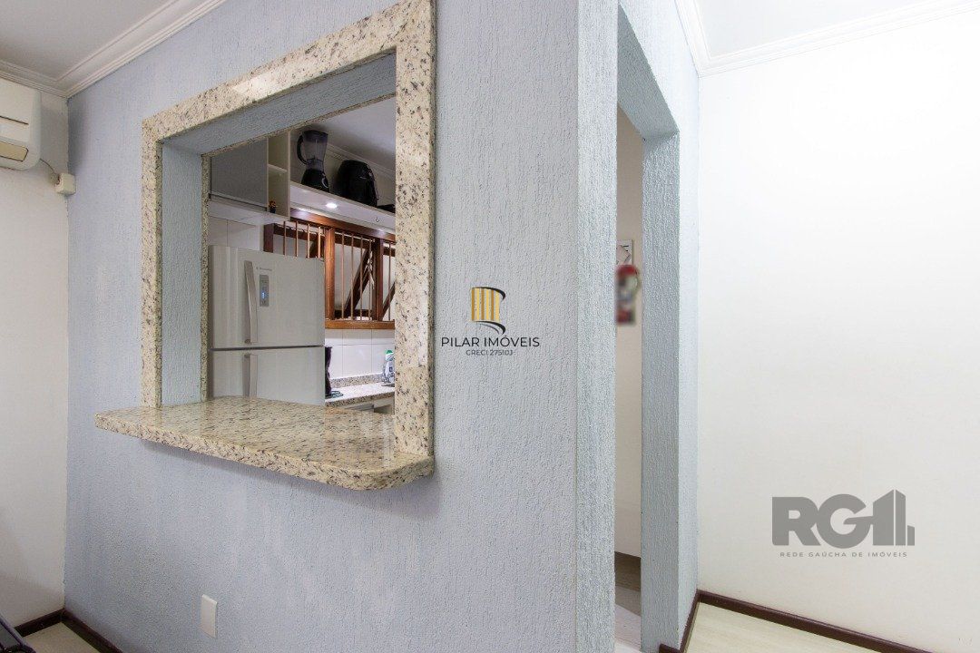 Casa 3 dormitórios no bairro Hípica