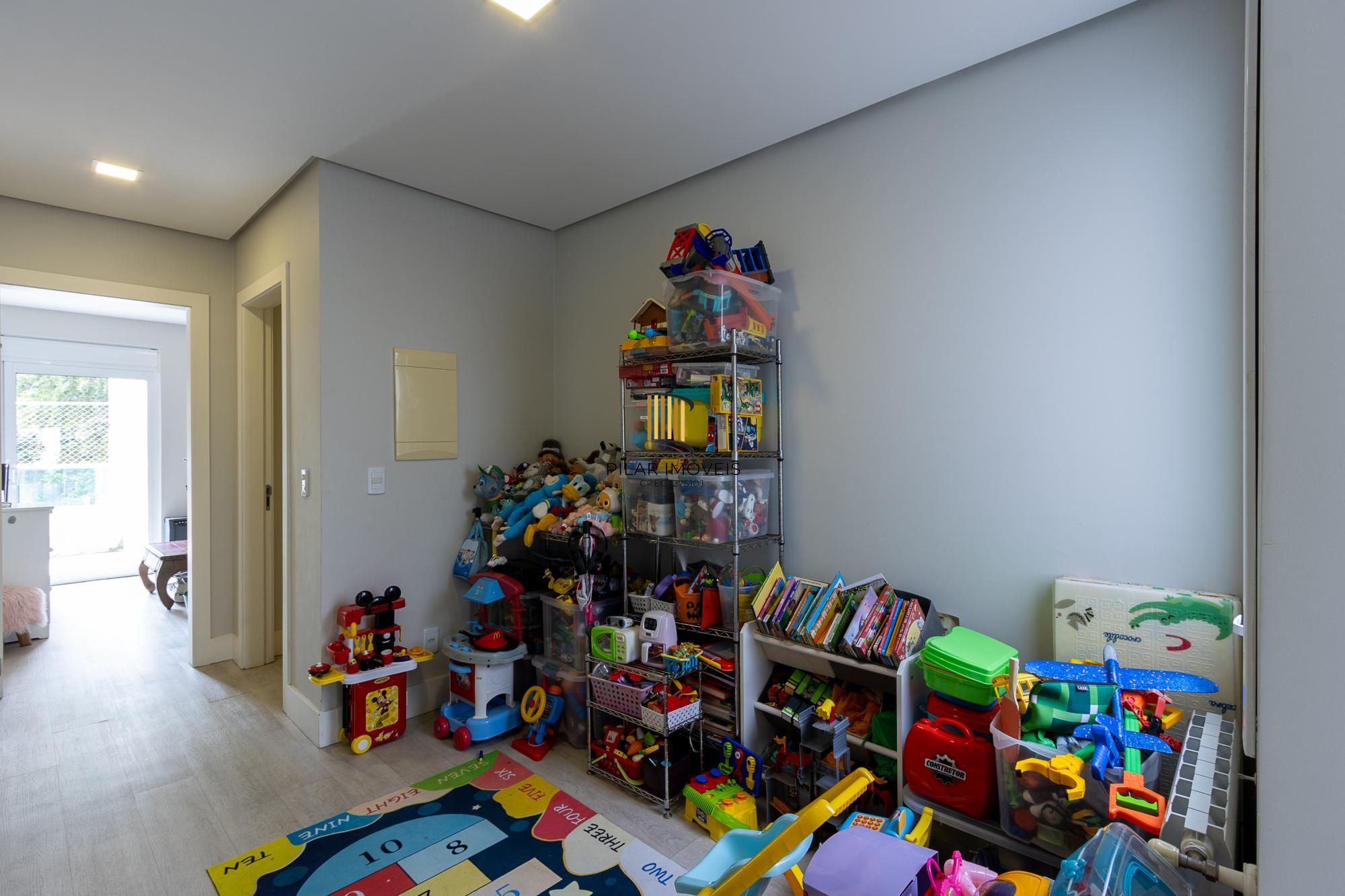 Apartamento à venda, com 3 dorm, 2 suítes, 2 vagas - bairro Cristal