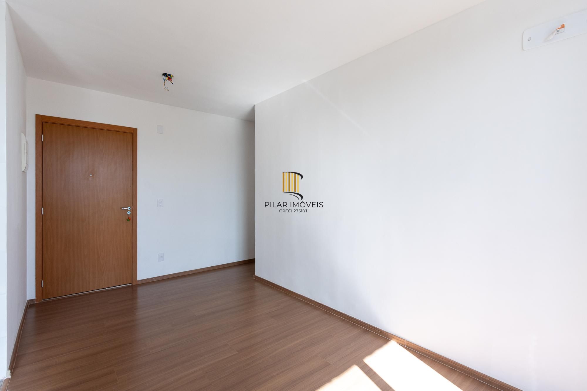 Apartamento no 5 andar de frente com 2 dormitórios