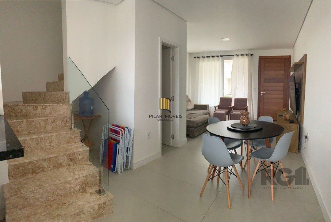 Casa de Condomínio 2 dormitórios no bairro Zona Nova