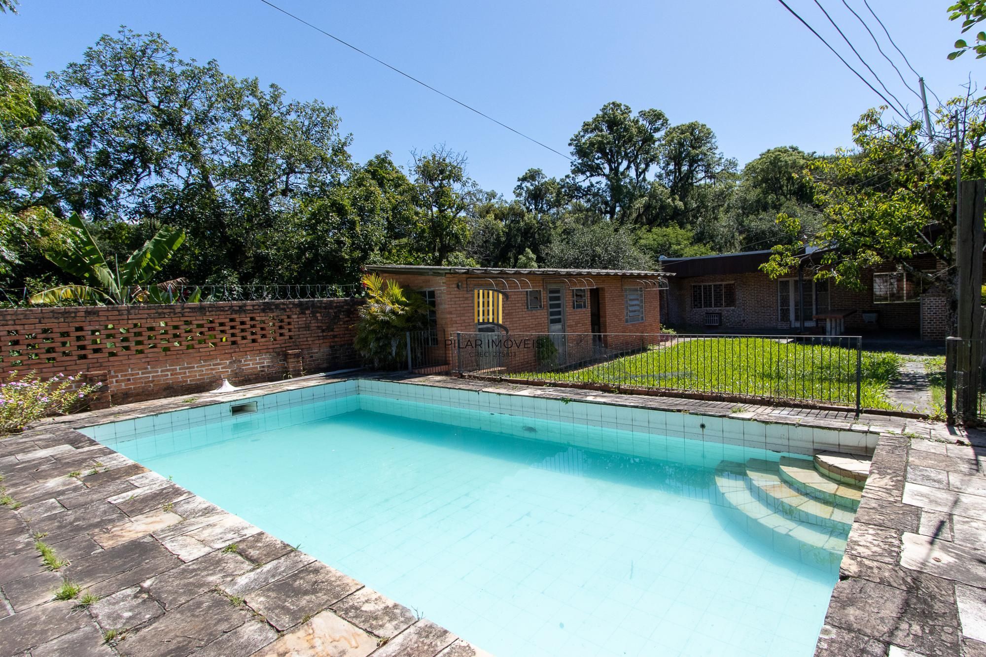Casa 3 dormitórios no bairro Belém Novo