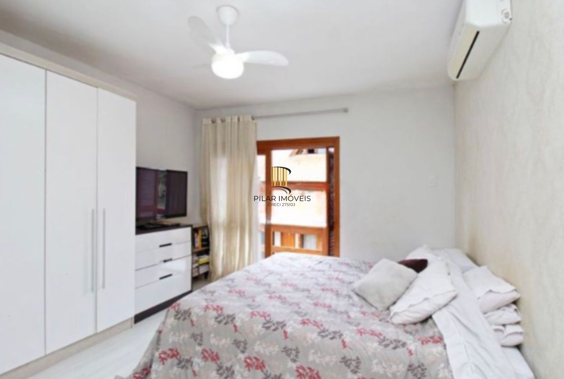Casa com 2 Dormitórios + Sótão (3º Dormitório) – Ampla, Confortável e Completa