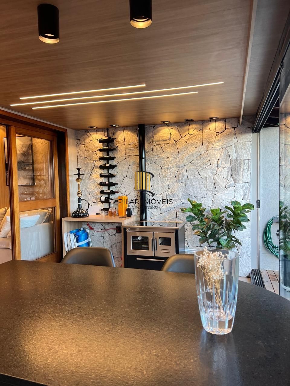 Casa em condomínio fechado para venda no bairro Jardim Isabel, com aproximadamente 204m² de área privativa,.