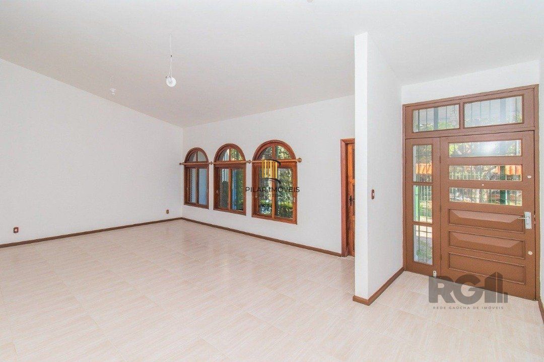 Casa, 200m², 3 dormitórios, bairro Cristal