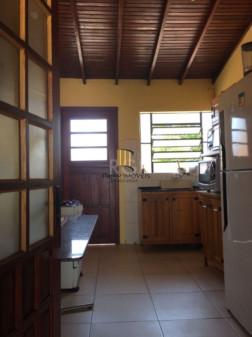 Casa para Venda - 90m², 3 dormitórios, 2 vagas - Hípica