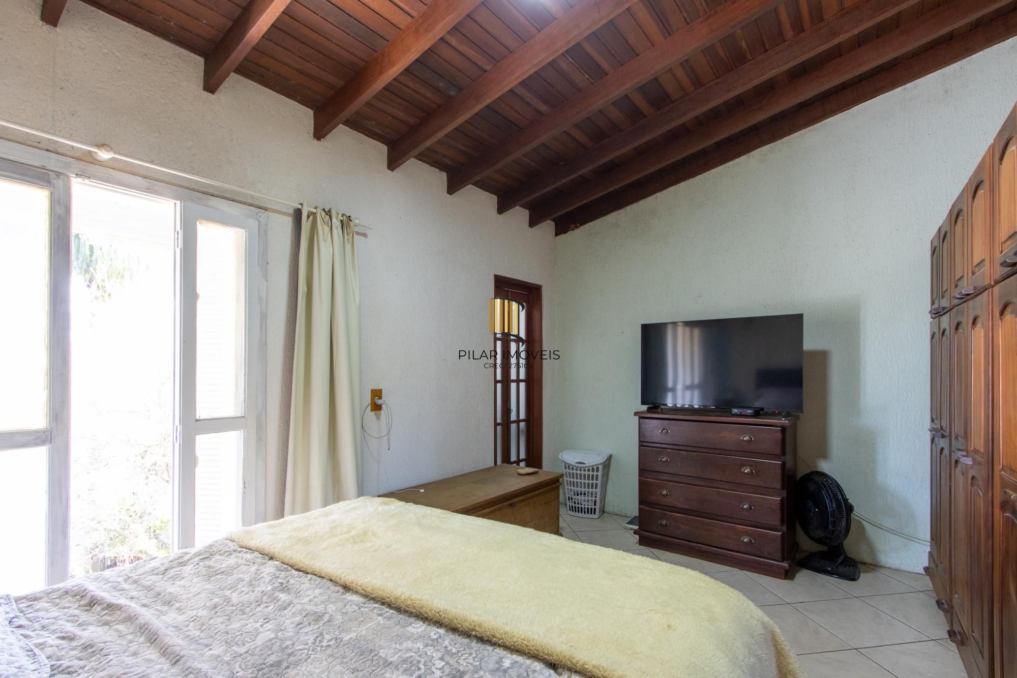 Sobrado amplo 4 dormitórios com piscina e casa extra no mesmo terreno – Hípica