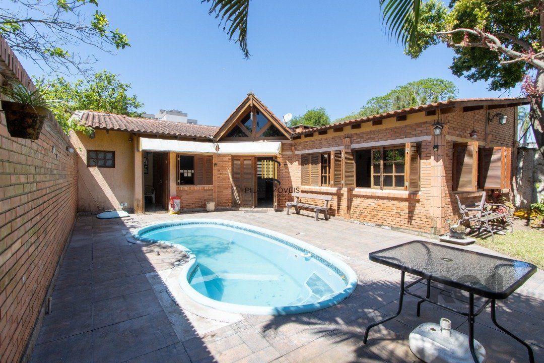 Casa 2 dormitórios no bairro Camaquã - Pilar Imóveis