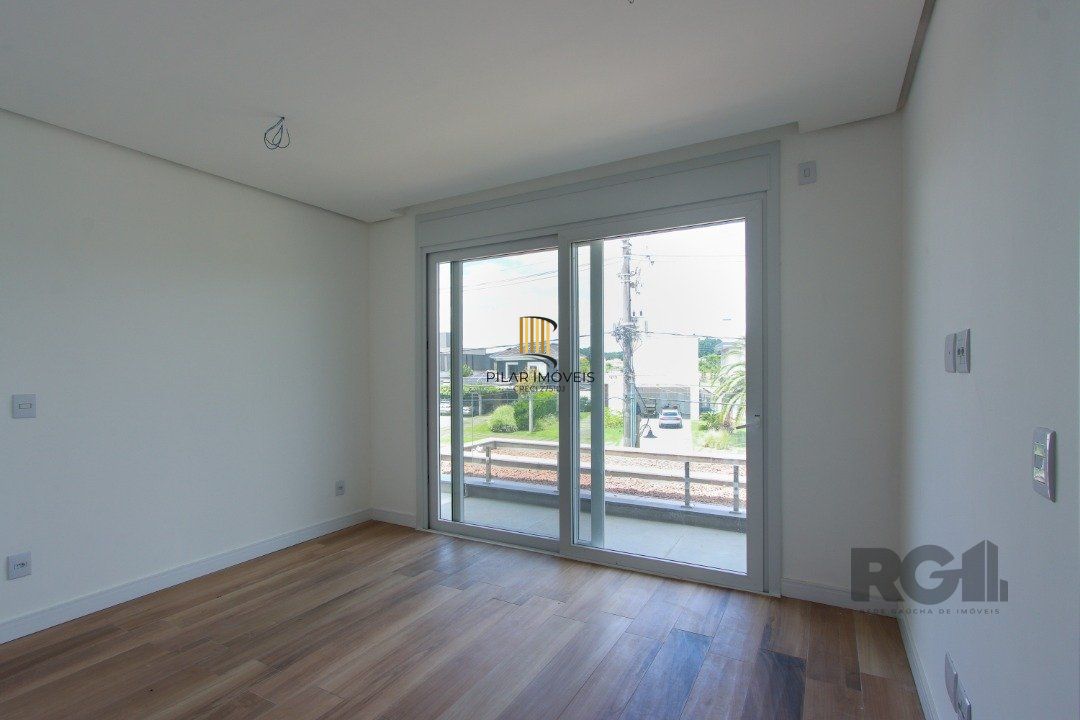 Casa de Condomínio 4 dormitórios no bairro Belém Novo