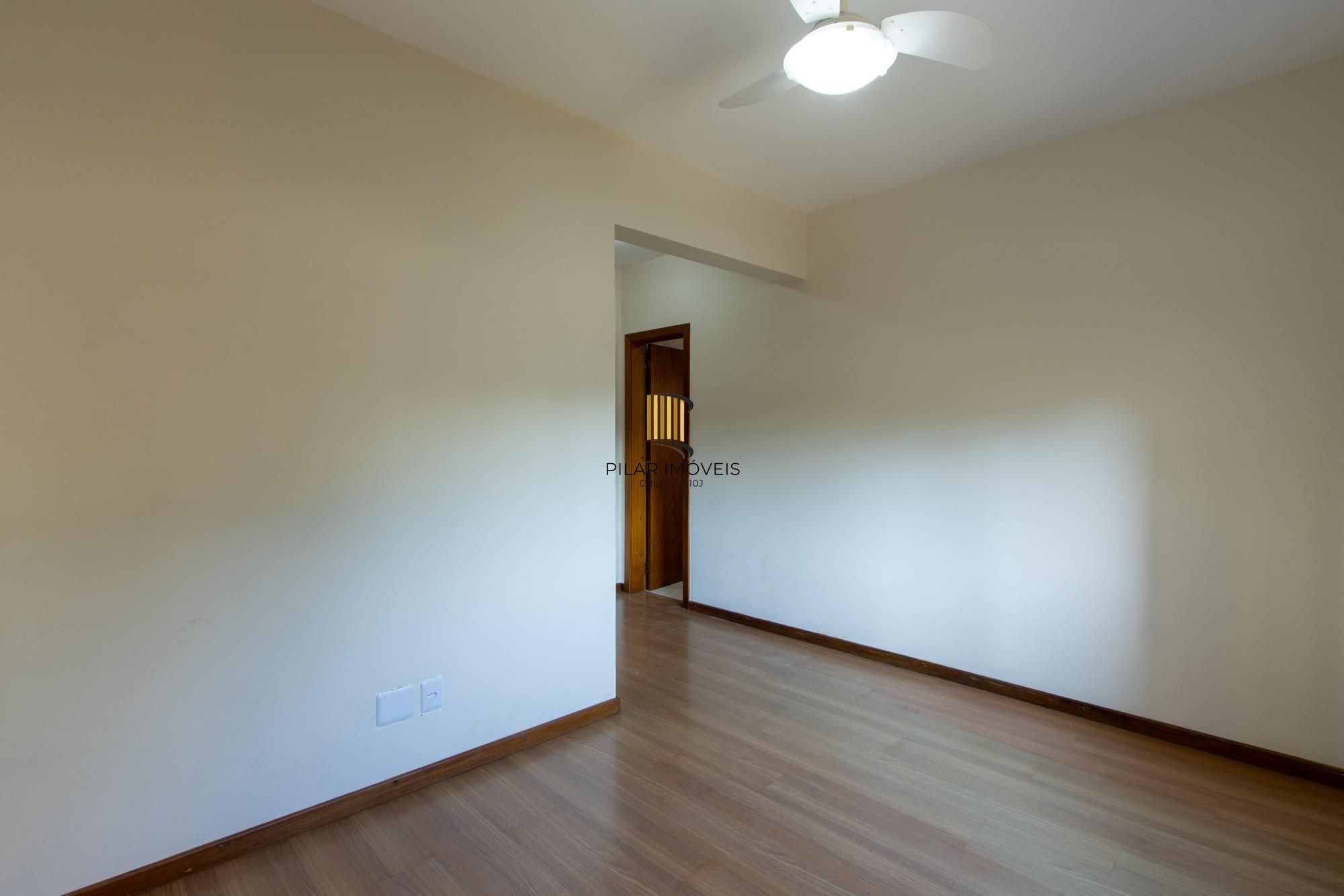 Apartamento 3 dormitórios no bairro Menino Deus