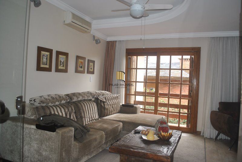 Casa Condominio para Venda - 550m², 4 dormitórios, sendo 4 suites, 2 vagas - Jardim do Sol