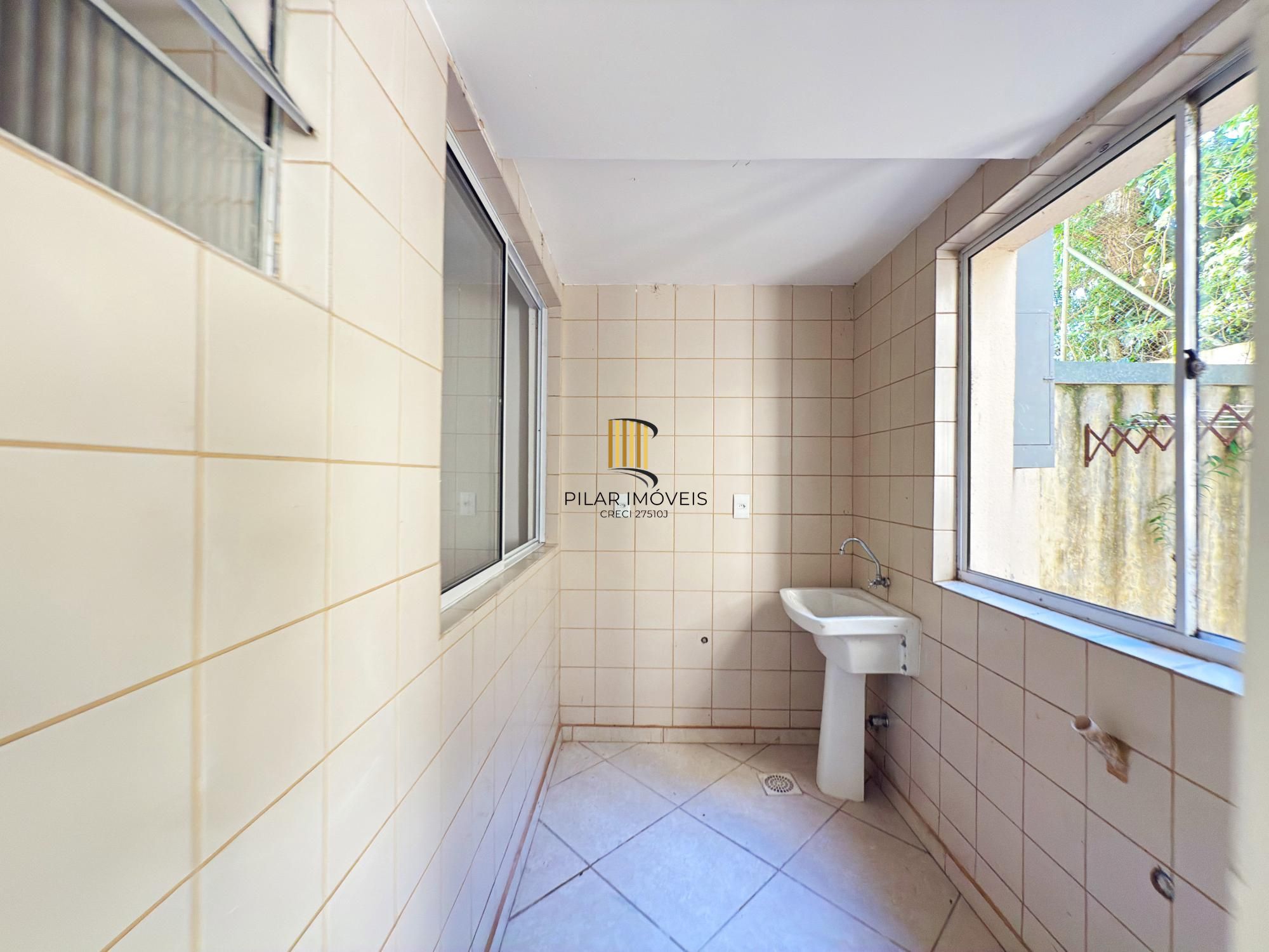 Casa em condomínio 3 dormitórios (2 suites), 3 vagas - Bairro Jardim Isabel