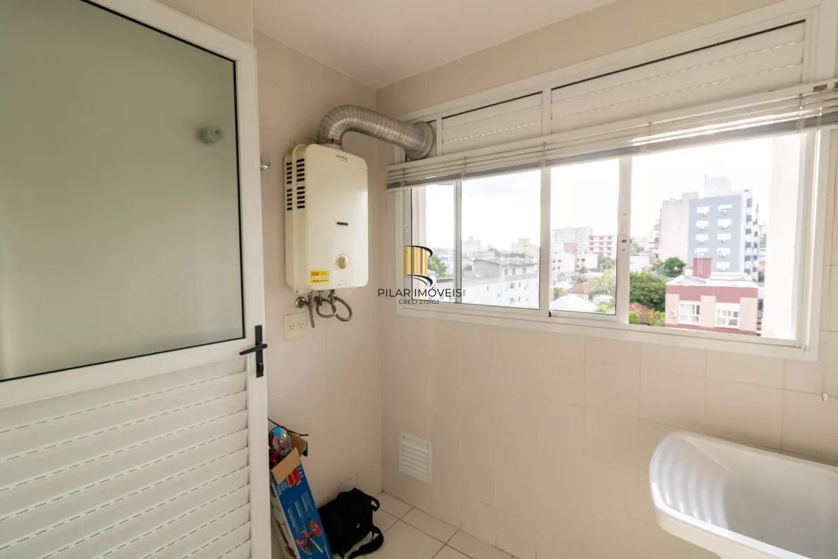 Apartamento à venda com 70m², 2 quartos e 1 vaga no bairro Jardim Botânico