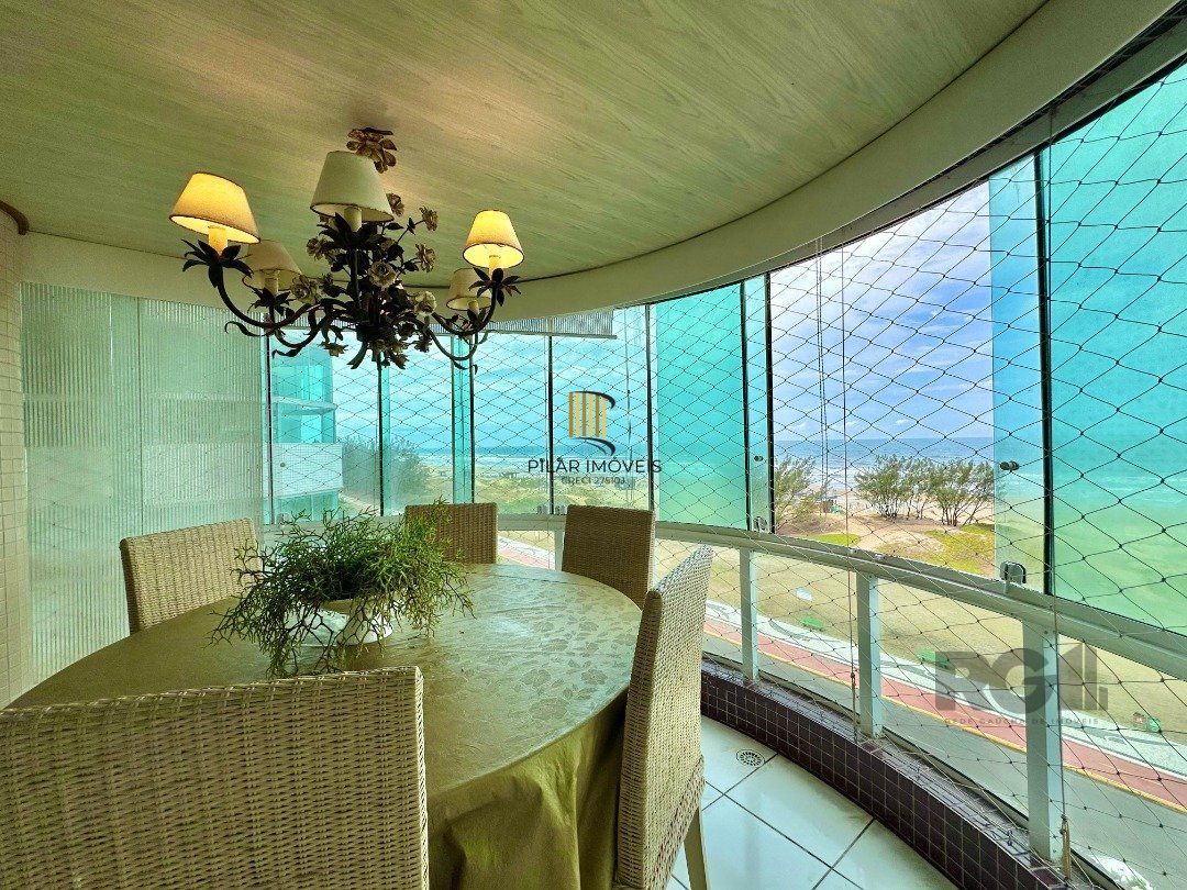 RARIDADE À VENDA  APARTAMENTO BEIRA MAR