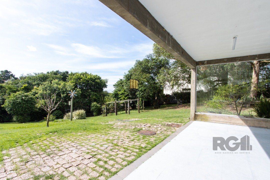 Casa de Condomínio 4 dormitórios no bairro Vila Nova