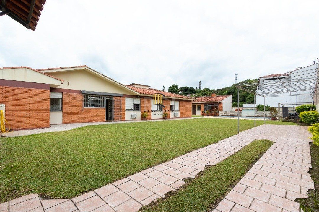 Casa para Venda - 280m², 4 dormitórios, sendo 1 suites, 3 vagas - Vila Assunção