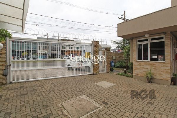 Casa de Condomínio 3 dormitórios no bairro Cavalhada