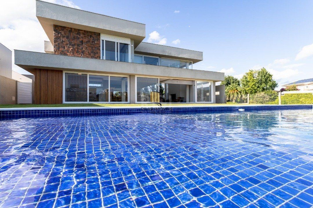 Casa Condominio para Venda - 380m², 3 dormitórios, sendo 3 suites, 6 vagas - Terra Ville