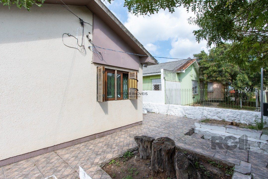 Casa 3 dormitórios, bairro Jardim Carvalho.