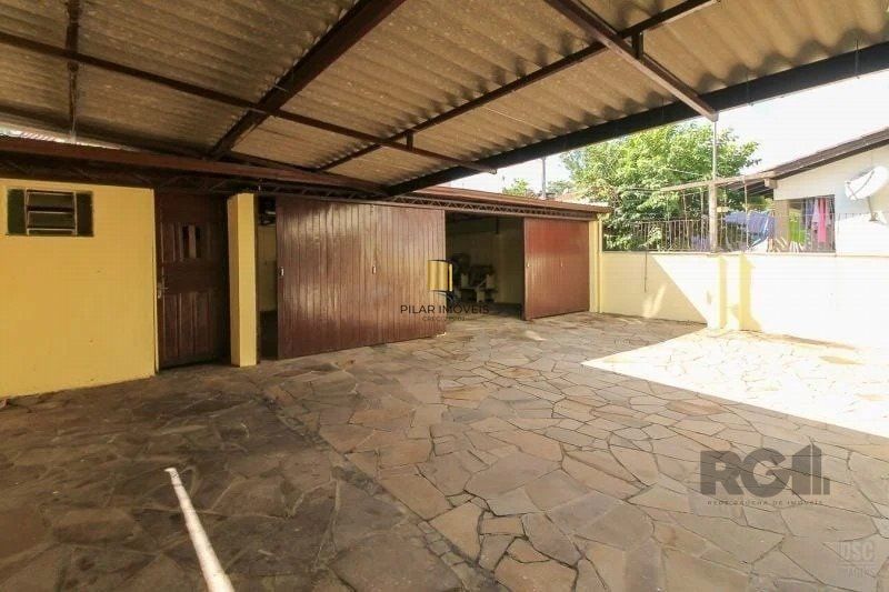 Casa 3 dormitórios no bairro Nonoai