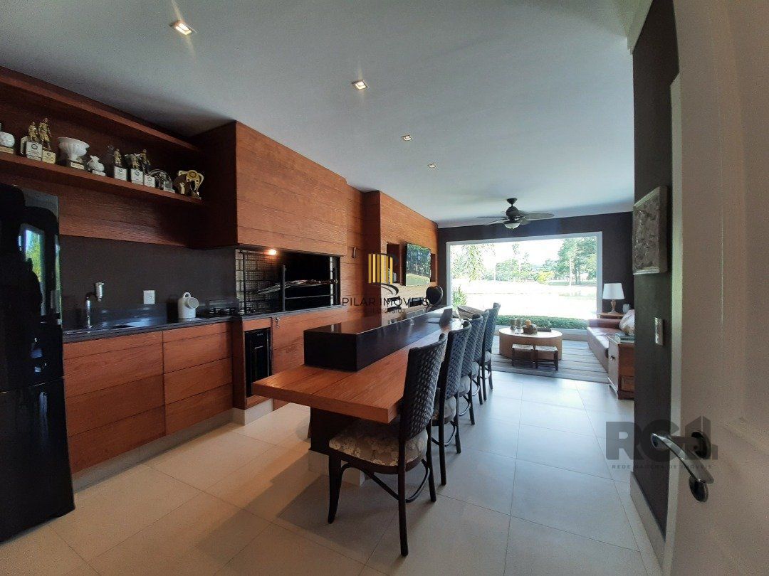 Casa Condominio para Venda - 423.23m², 4 dormitórios, sendo 4 suites, 4 vagas - Terra Ville