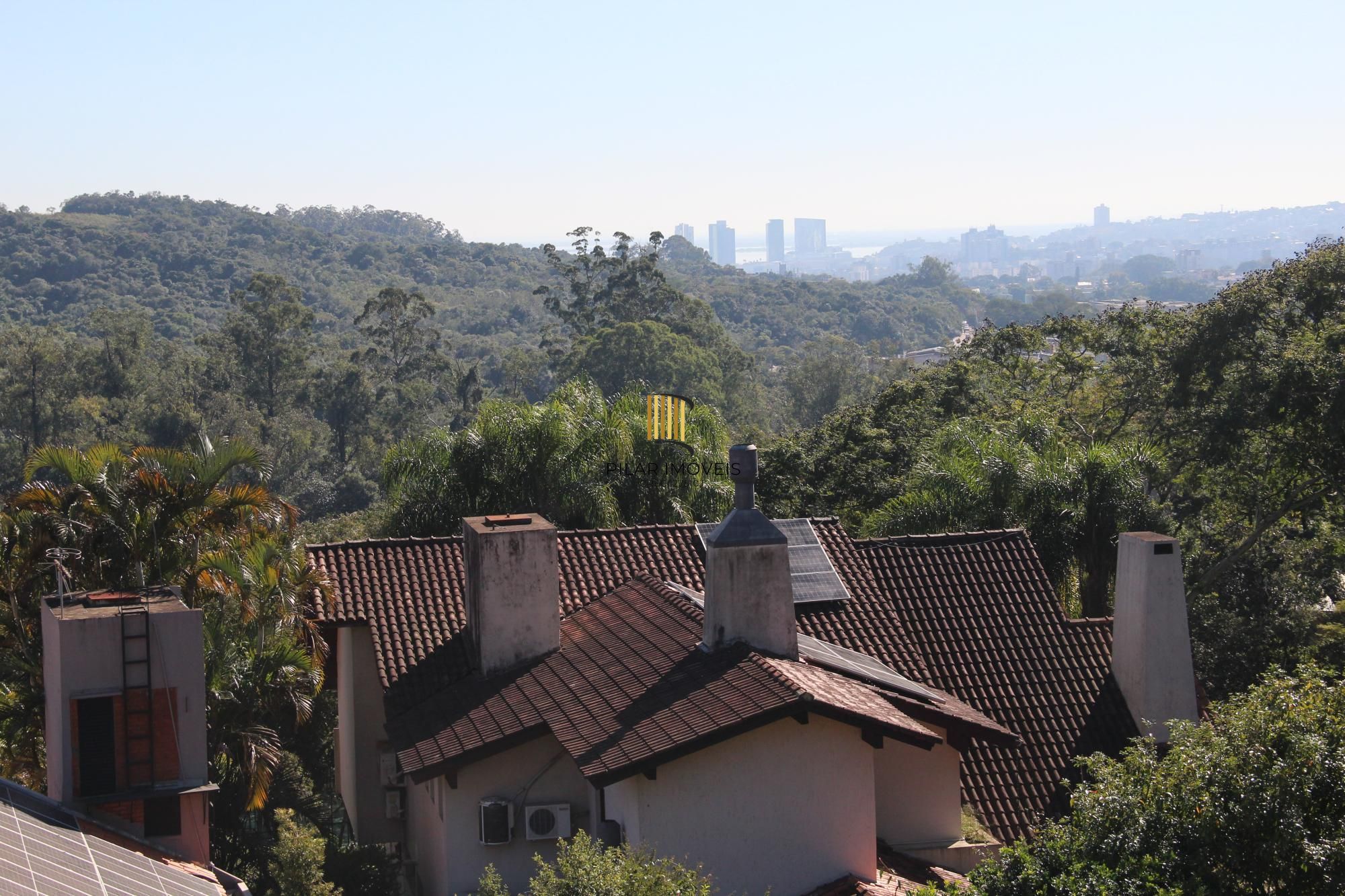 Casa Alto Padrão em Condomínio Fechado - 4 Suítes, Vista Panorâmica