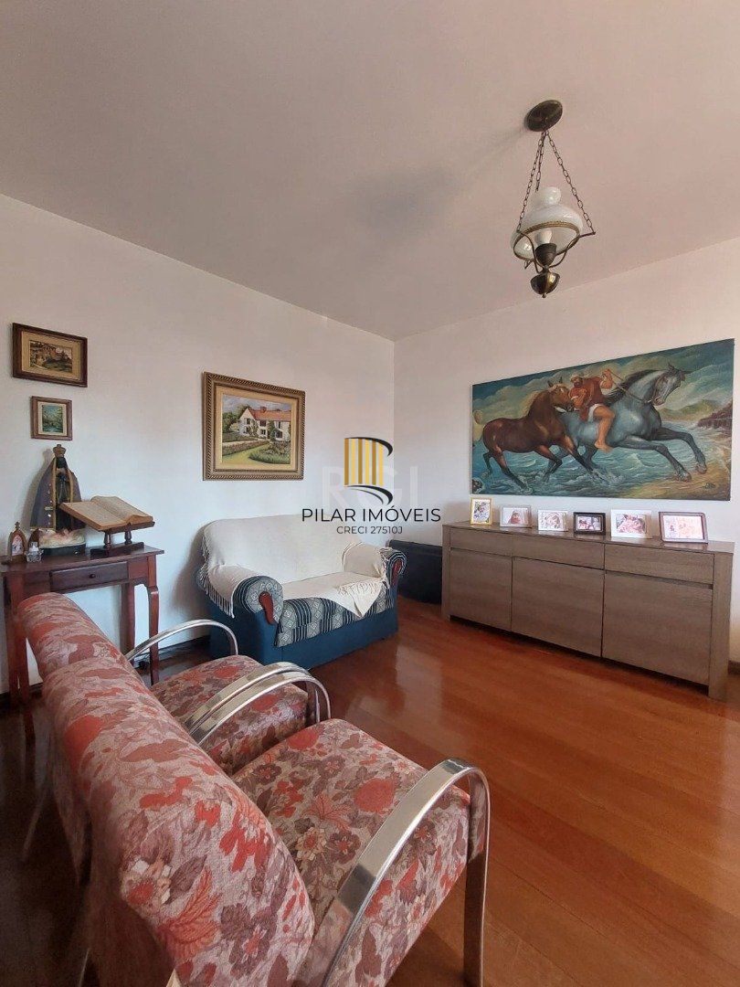 Casa 3 dormitórios no bairro Tristeza
