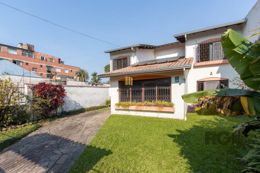Casa para Venda - 72.6m², 4 dormitórios, sendo 1 suites, 6 vagas - Camaquã - Pilar Imóveis