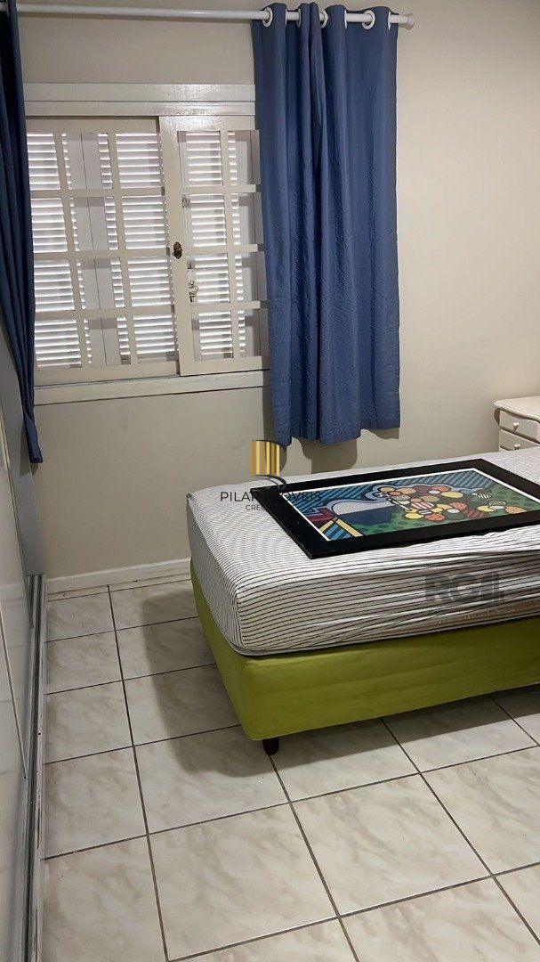 Casa 5 dormitórios no bairro Atlântida