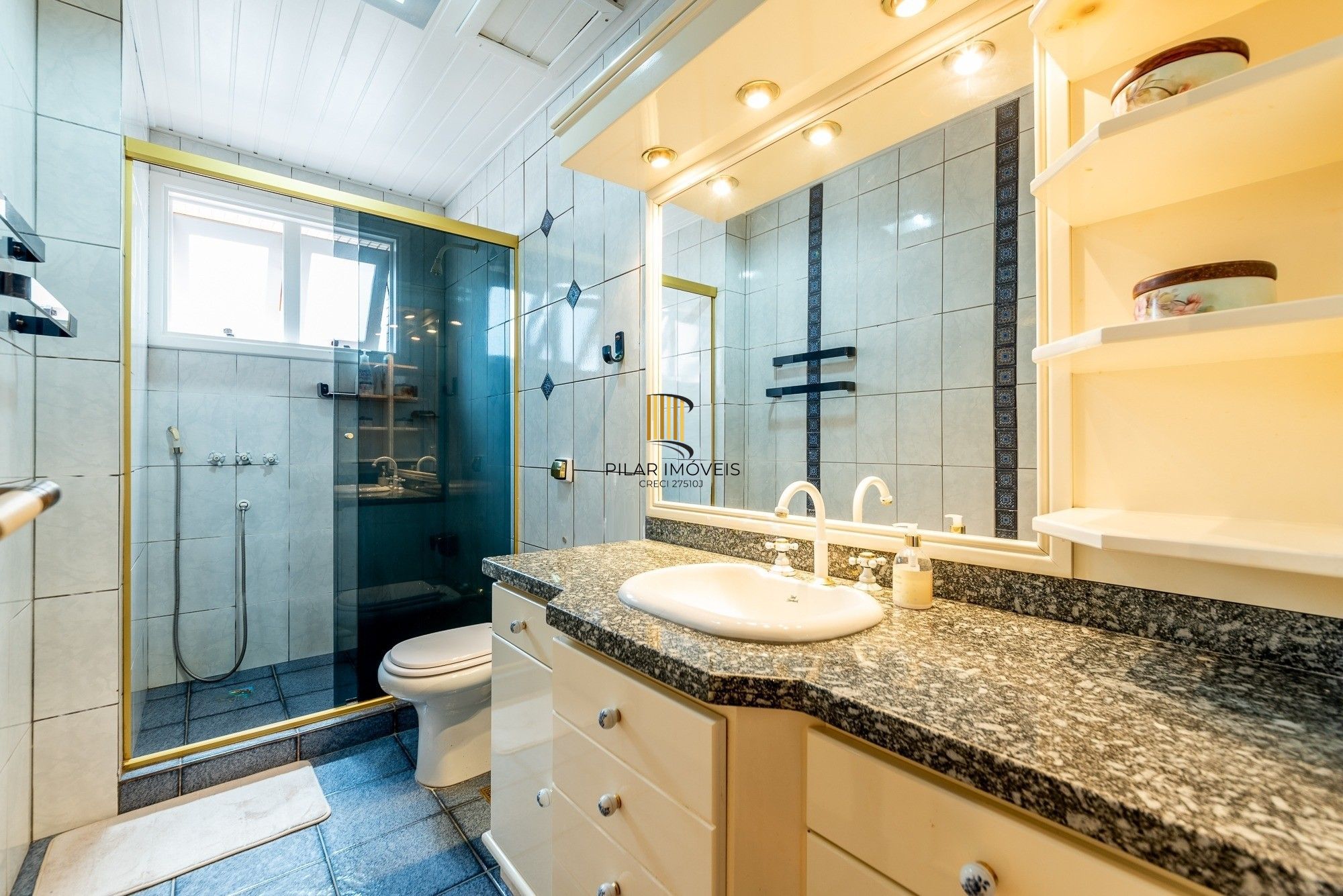 Apartamento com 147m², 3 dorm, Petrópolis