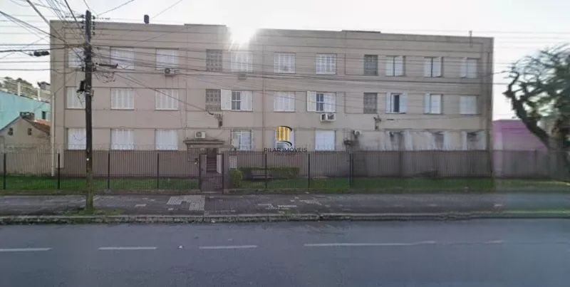 Apartamento com 3 dormitórios, em Pelotas