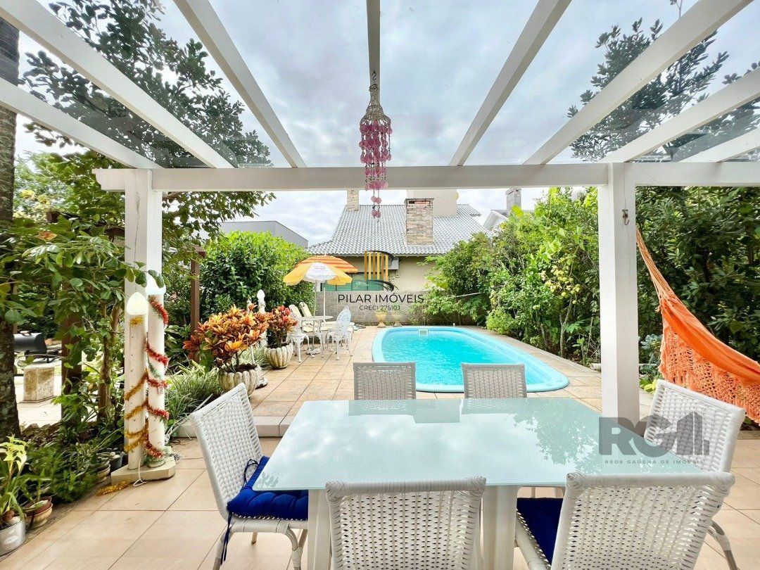 Magnífica casa  linda, 360m2  de  área  construída