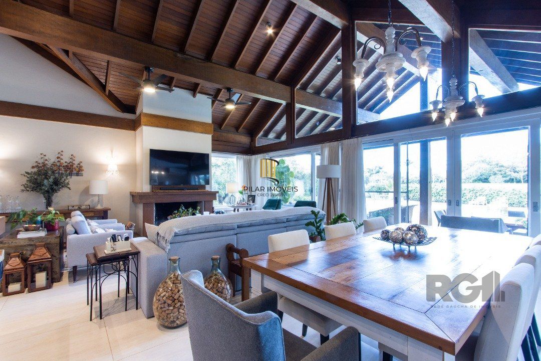 Casa Terra Ville, com 3 suites