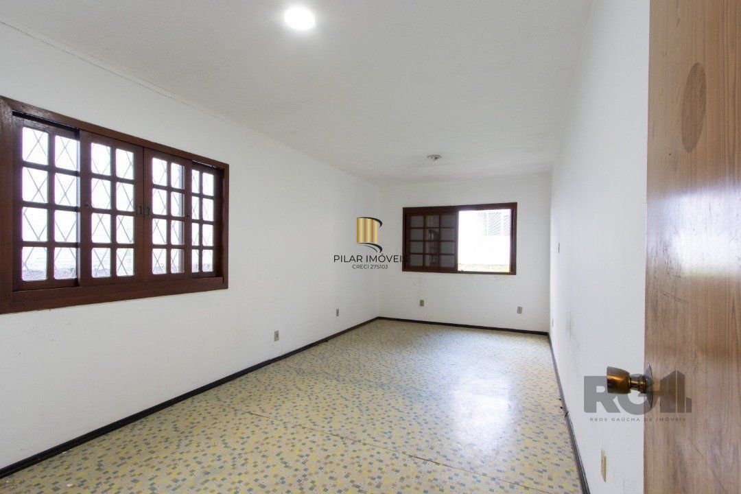 Casa 3 dormitórios no bairro Tristeza