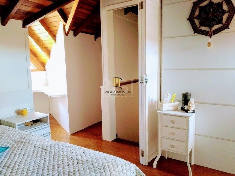 Casa Condominio para Venda - 126m², 3 dormitórios, sendo 2 suites, 2 vagas - Ipanema