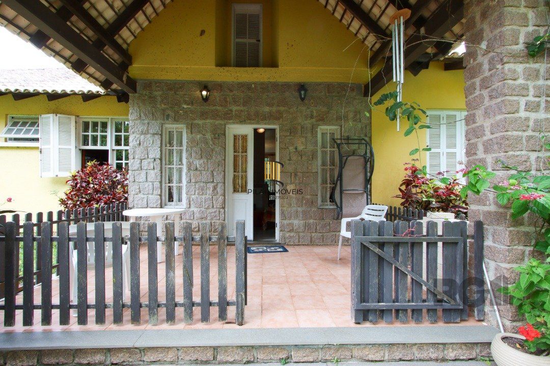 Casa com 3 quartos, suite em terreno com 7.320m² - Belem Velho