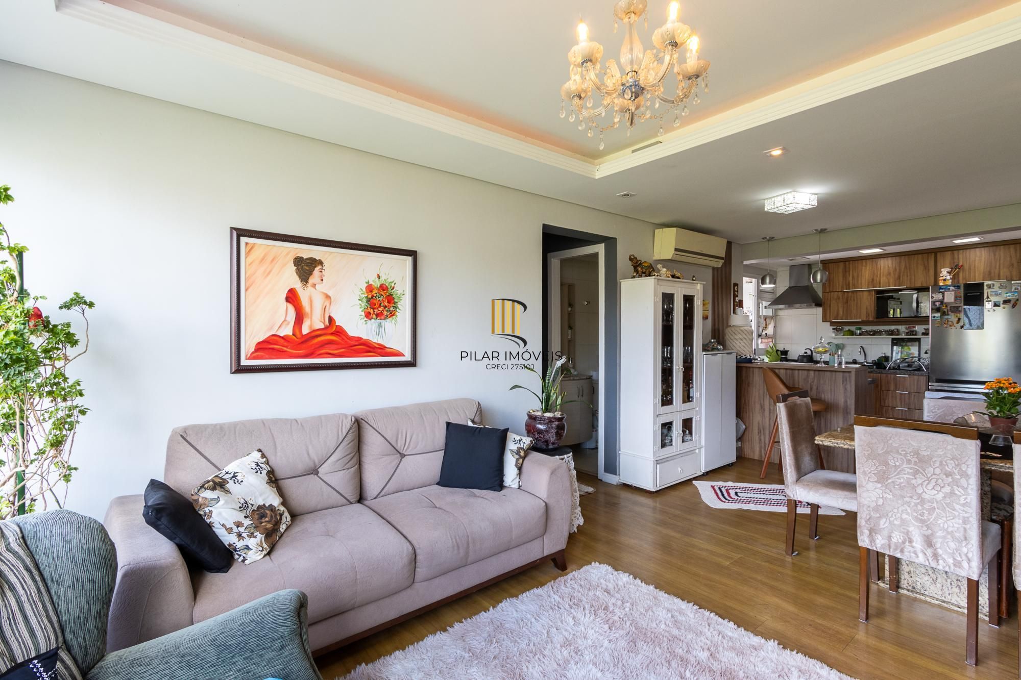 **Apartamento Mobiliado de 3 Quartos na Tristeza, Porto Alegre - Venda por R$ 595.000,00**