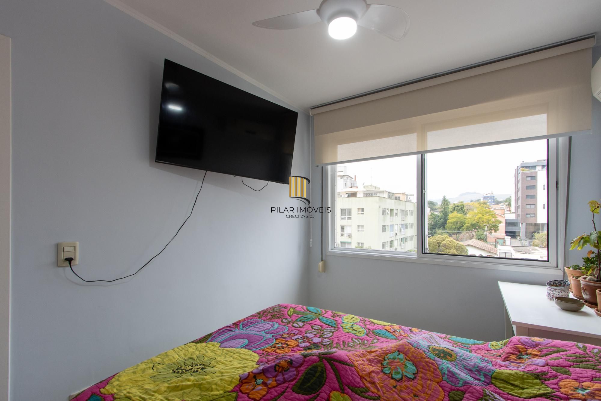 Apartamento 2 Dormitório(s) Bairro Cristal