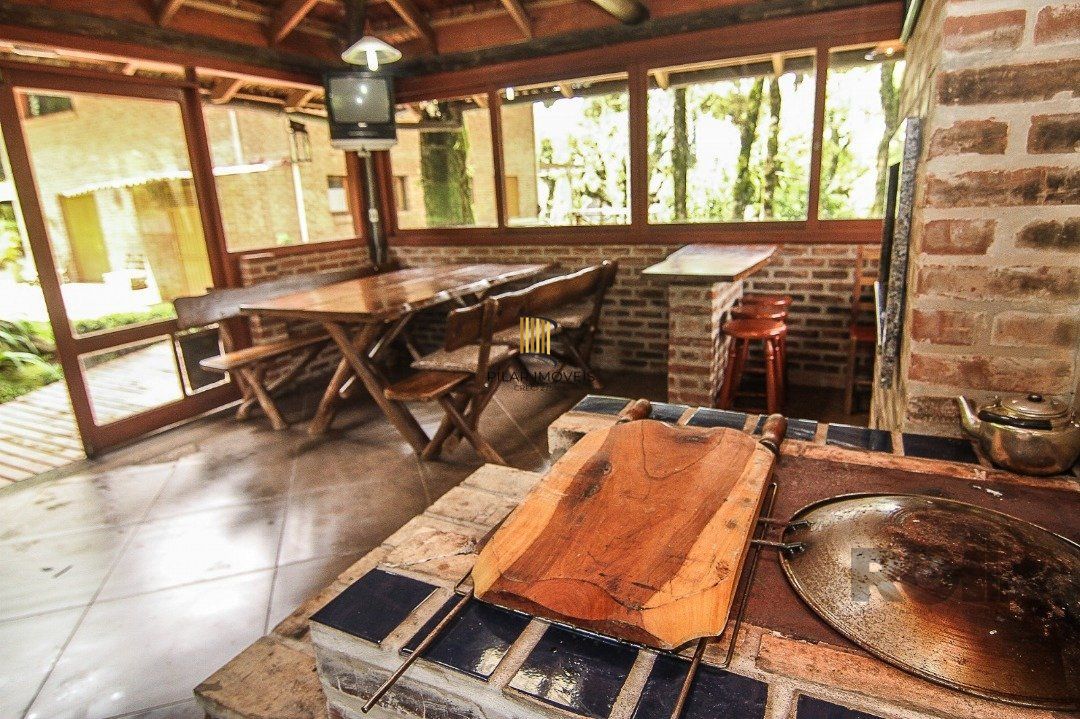 Linda casa em Canela
