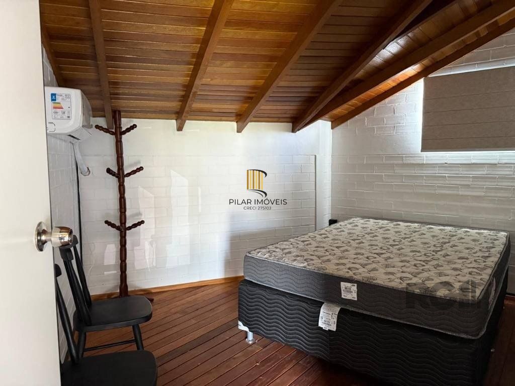 Casa 4 dormitórios no bairro Remanso