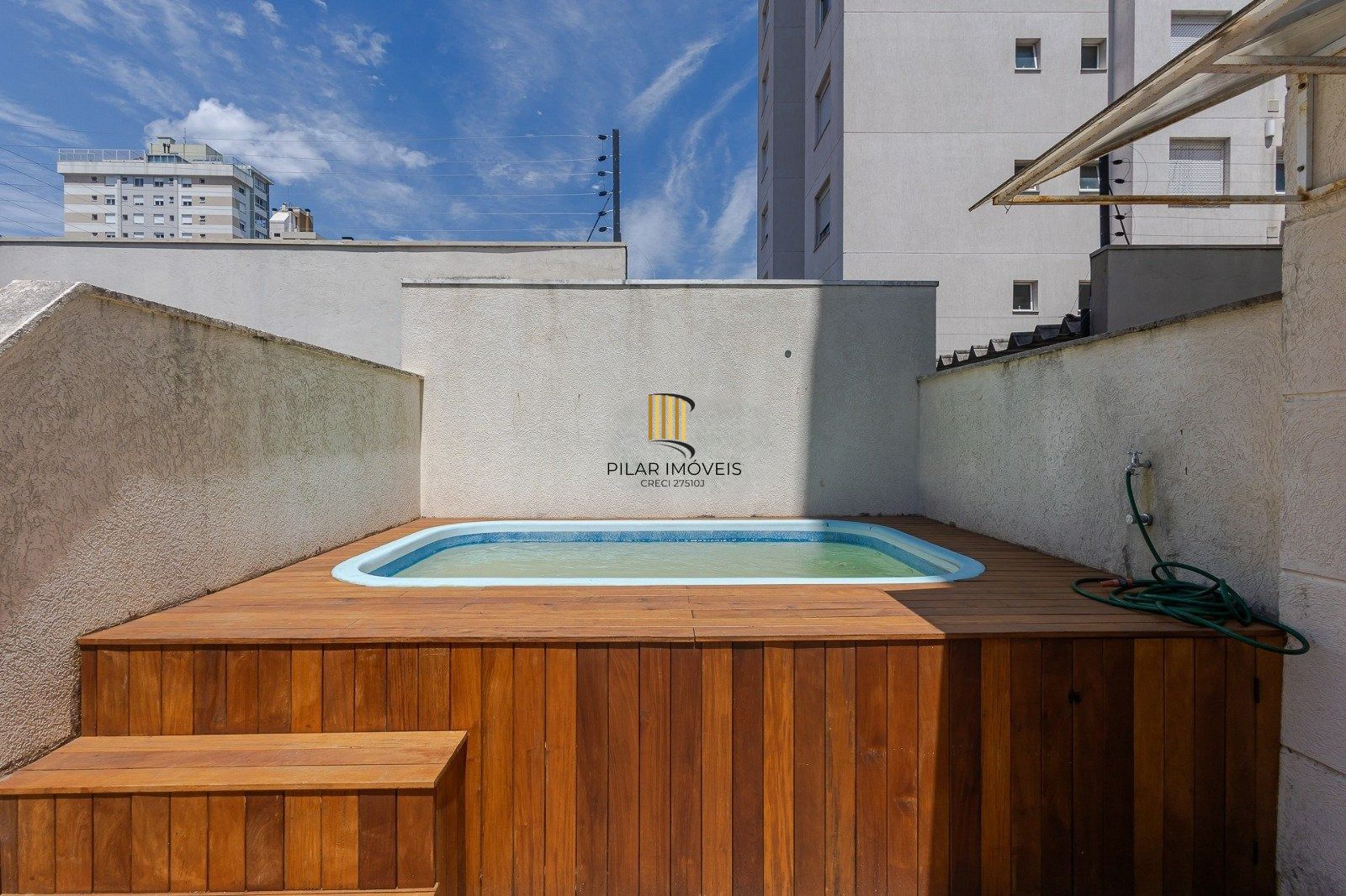 Apartamento Garden com 2 quartos, 3 vagas e 116.71m²