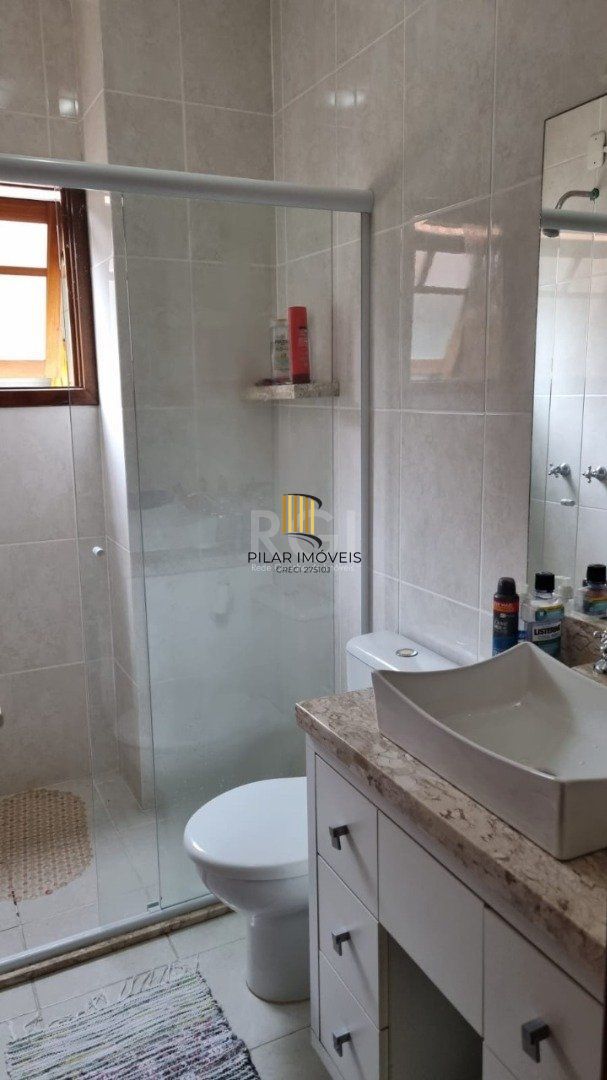 Casa Condominio para Venda - 218m², 3 dormitórios, sendo 1 suites, 2 vagas - Ipanema