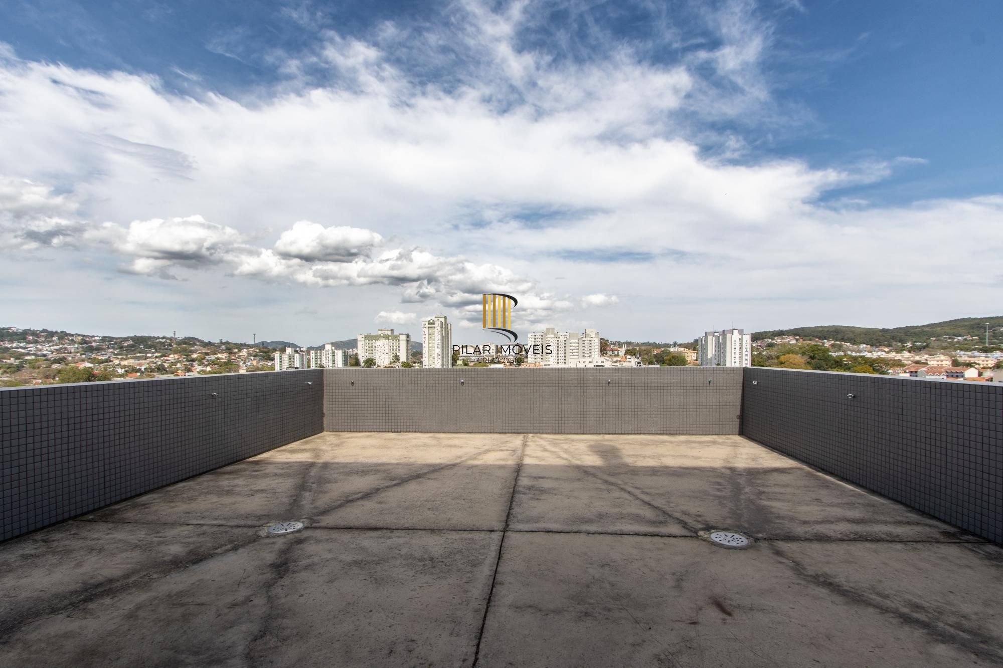 Apartamento 2 dormitórios no bairro Tristeza