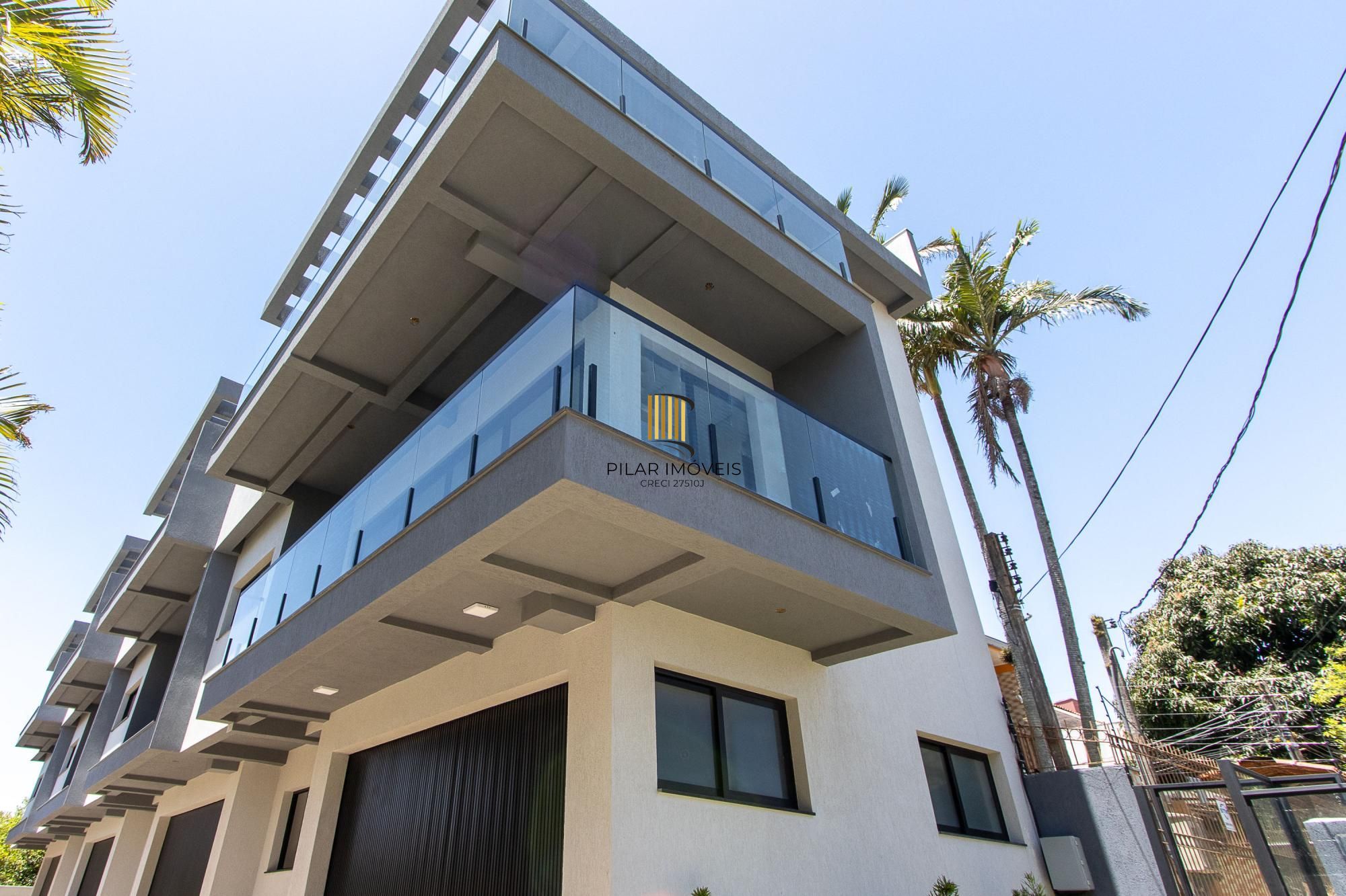 Casa em condomínio com conforto e exclusividade no bairro Tristeza - Pilar Imóveis