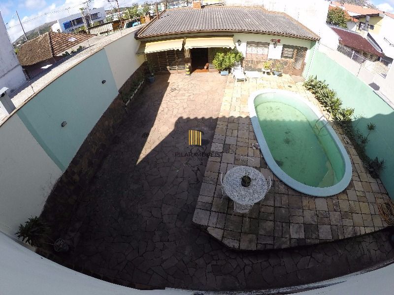 Casa para Venda - 95m², 4 dormitórios, sendo 2 suites, 4 vagas - Ipanema