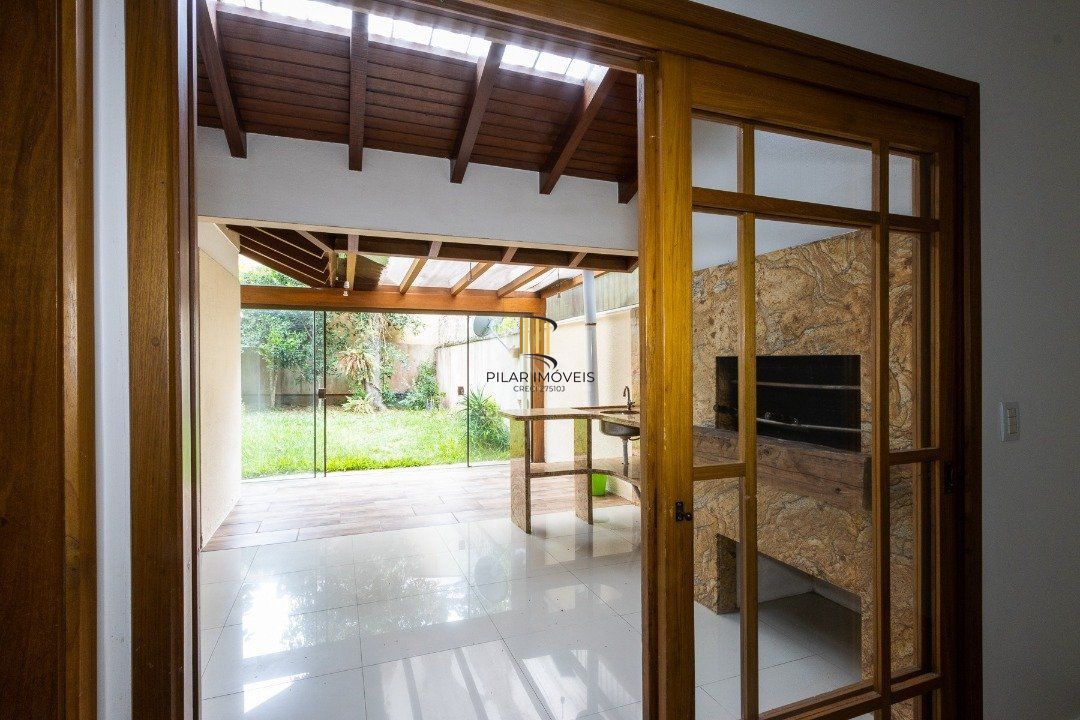 Casa para Venda - 181.99m², 3 dormitórios, sendo 1 suites, 2 vagas - Jardim Isabel